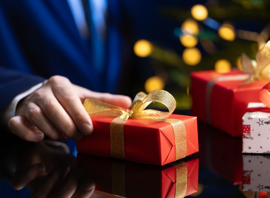 omaggi-natalizi-dipendenti-impresa-trattamento-fiscale Sezione Circolari | ConsulenzaAgricola.it